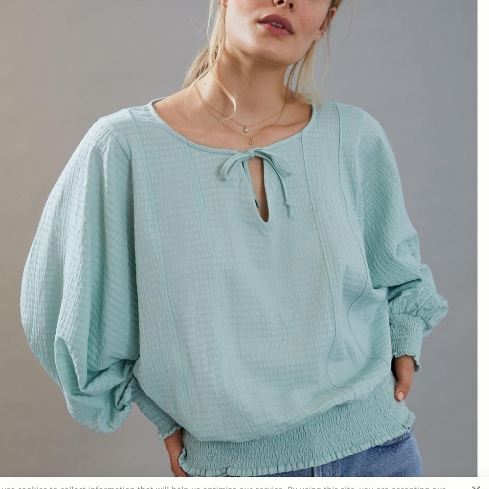 Anthropologie Rebecca mint green blouse with smocked elastic Size Small